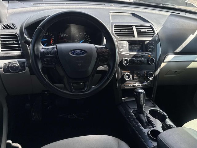 Used 2019 Ford Explorer - photo 8