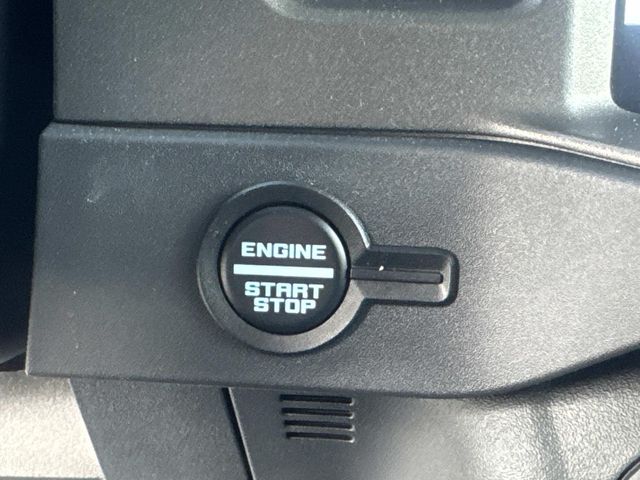 Used 2025 Ford Bronco - photo 22