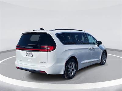 Used 2023 Chrysler Pacifica Limited Minivan for sale #RF9773 - photo 2