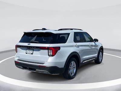 Used 2025 Ford Explorer - photo 1