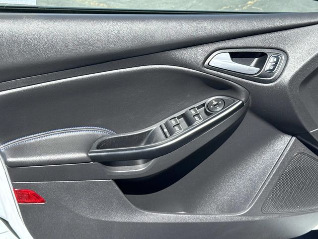Used 2017 Ford Focus - photo 17