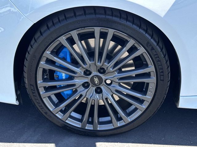 Used 2017 Ford Focus - photo 2