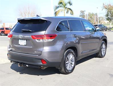 2019 Toyota Highlander 4x4 SUV for sale #TF8274 - photo 2
