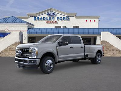New 2025 Ford F-450 Crew Cab 4x4 DRW Pickup for sale #F25292 - photo 1
