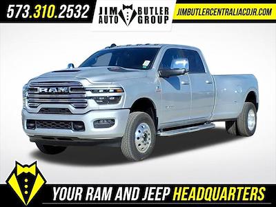 New 2026 Ram 3500 Laramie Crew Cab 4x4 DRW Pickup for sale #216420 - photo 1