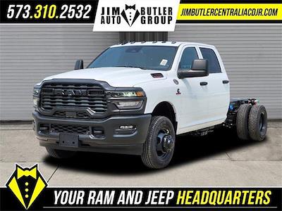 New 2025 Ram 3500 Tradesman Crew Cab 4x4 60 CA Cab Chassis for sale #535946 - photo 1