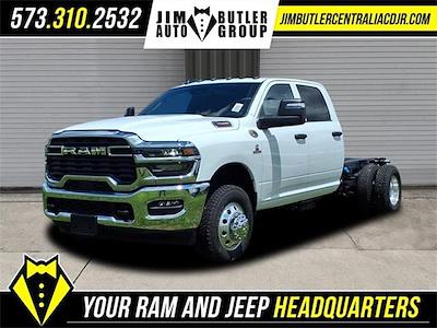 New 2025 Ram 3500 Tradesman Crew Cab 4x4 60 CA Cab Chassis for sale #555669 - photo 1