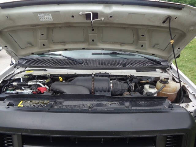 Used 2012 Ford E-150 - photo 26
