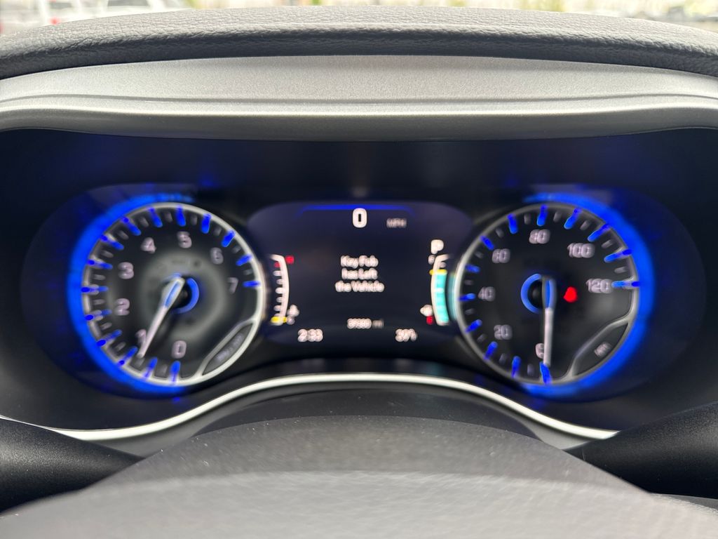 Used 2024 Chrysler Pacifica - photo 18