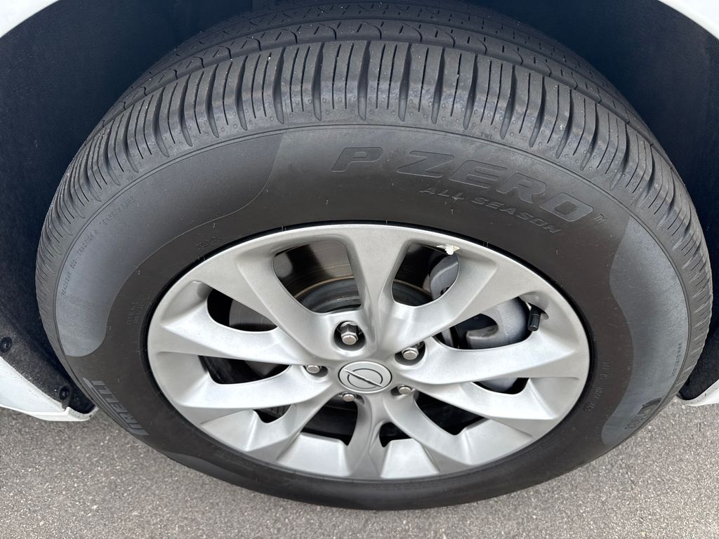 Used 2026 Chrysler Pacifica - photo 35