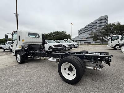 2025 Isuzu NRR Regular Cab DRW 4x2 Cab Chassis for sale #1940182 - photo 2