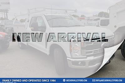 New 2025 Ford F-350 Super Cab Royal 40-VO-108 60 CA 9' Service Truck for sale #255111 - photo 2
