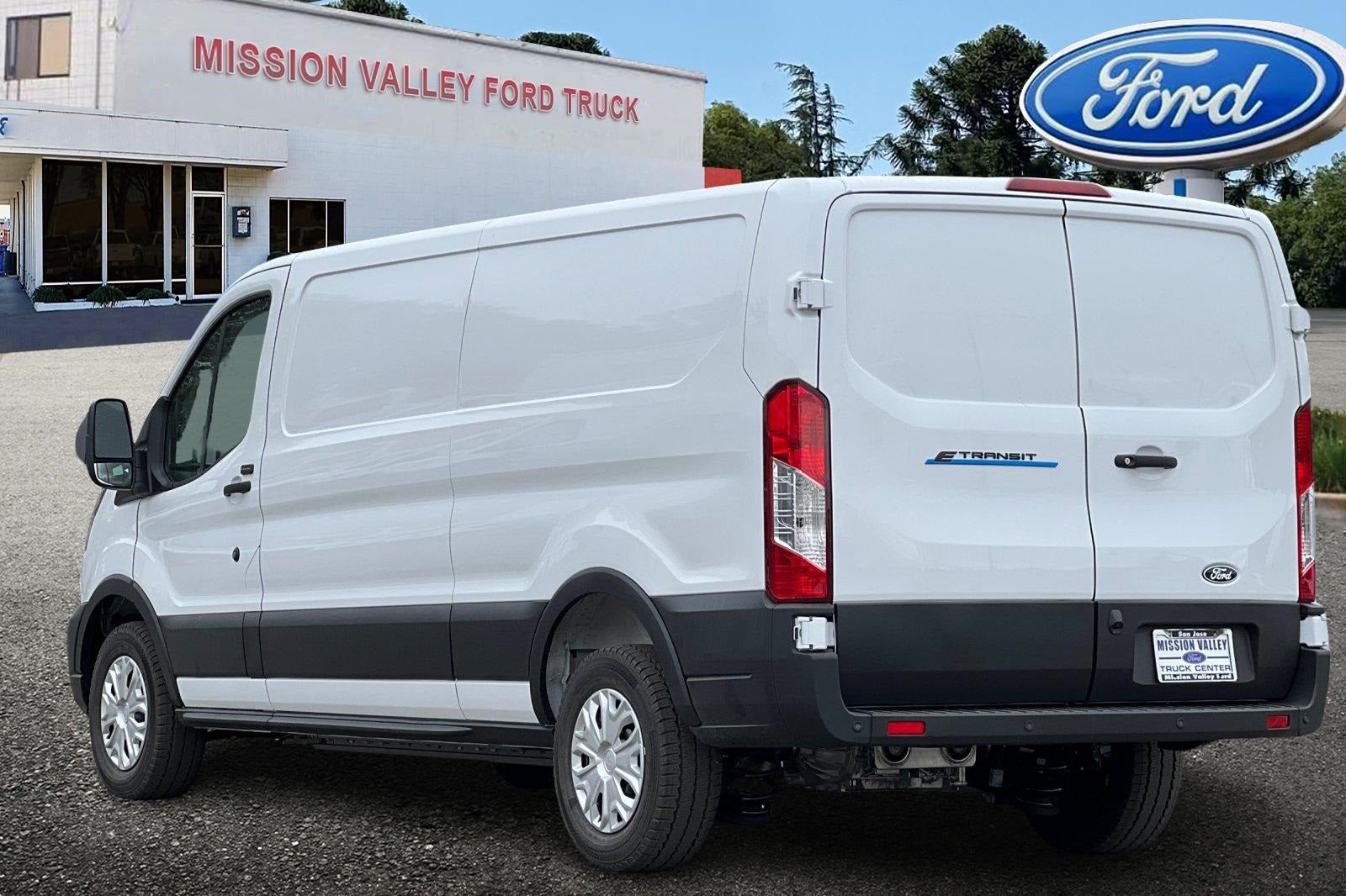 New 2026 Ford E-Transit 350 - photo 8