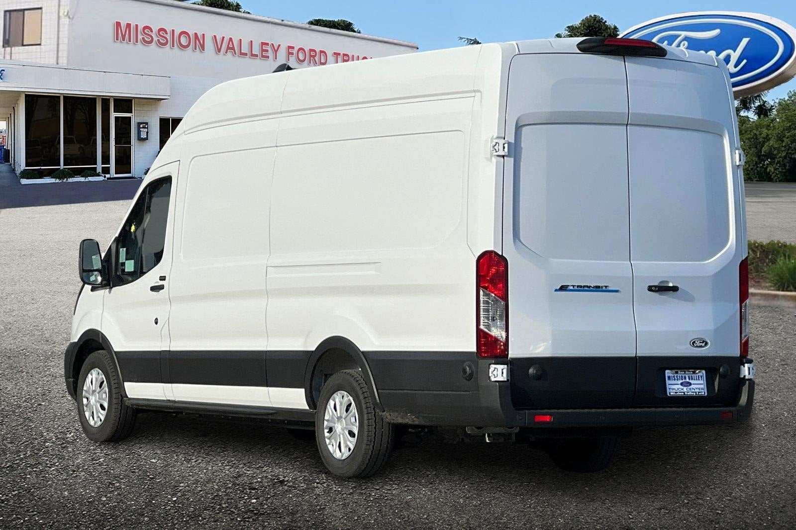 New 2026 Ford E-Transit 350 - photo 7