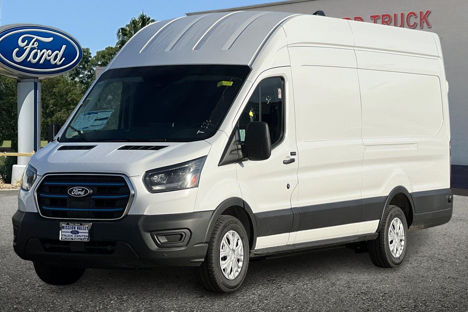 New 2026 Ford E-Transit 350 - photo 9