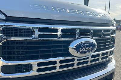 New 2023 Ford F-450 - photo 1