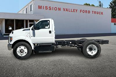 New 2027 Ford F-650 - photo 1