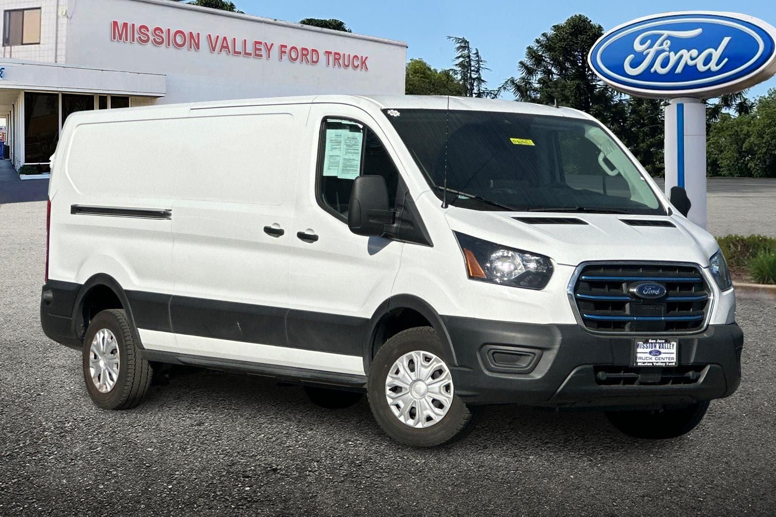 Used 2022 Ford E-Transit 350 - photo 2