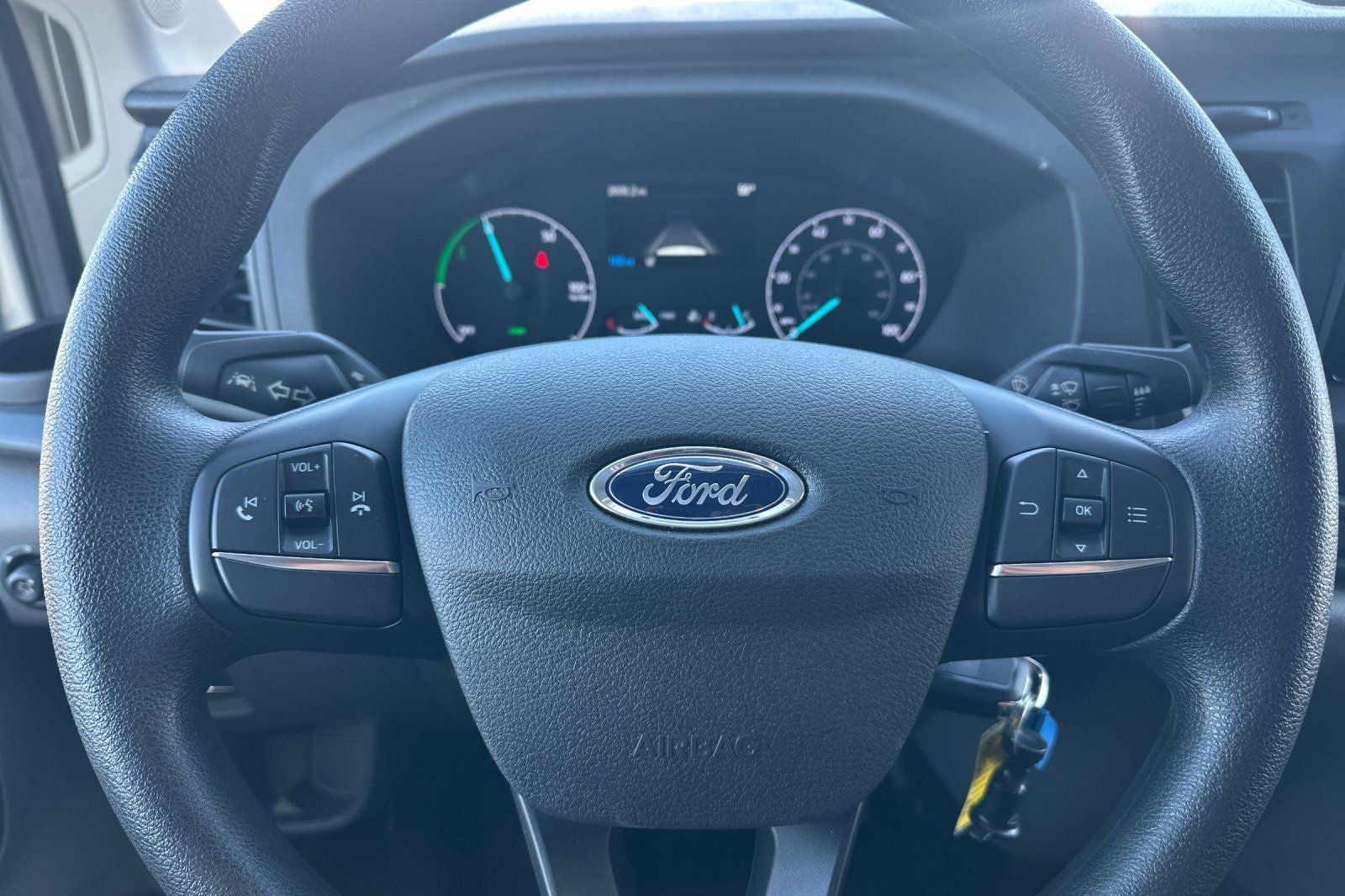 Used 2022 Ford E-Transit 350 - photo 26