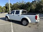 Used 2015 Nissan Frontier SV Crew Cab Pickup for sale #B038142B - photo 5