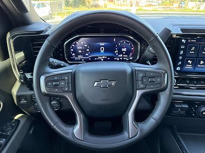 Used 2024 Chevrolet Silverado 2500 - photo 1