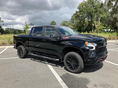 New 2025 Chevrolet Silverado 1500 LT Crew Cab 4WD Pickup for sale #G206890 - photo 1