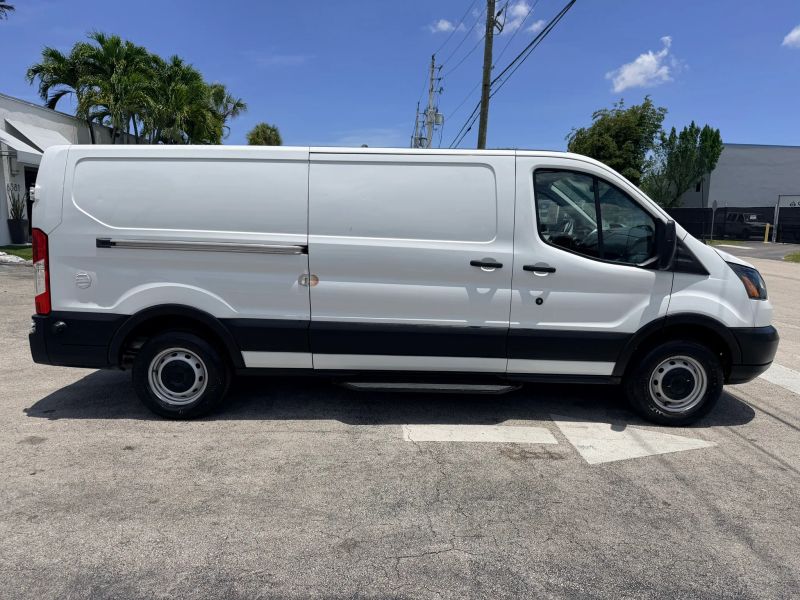 Used 2019 Ford Transit 150 - photo 10