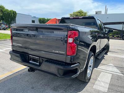 Used 2022 Chevrolet Silverado 1500 Custom Crew Cab for sale #D525297 - photo 2