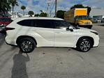 Used 2021 Toyota Highlander XLE for sale #D530587 - photo 5