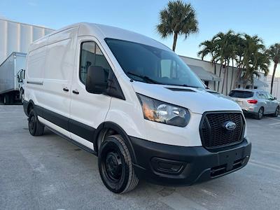 Used 2023 Ford Transit 250 - photo 1