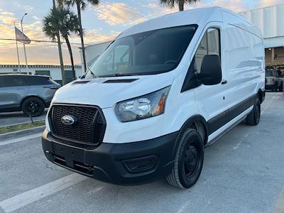Used 2023 Ford Transit 250 - photo 1