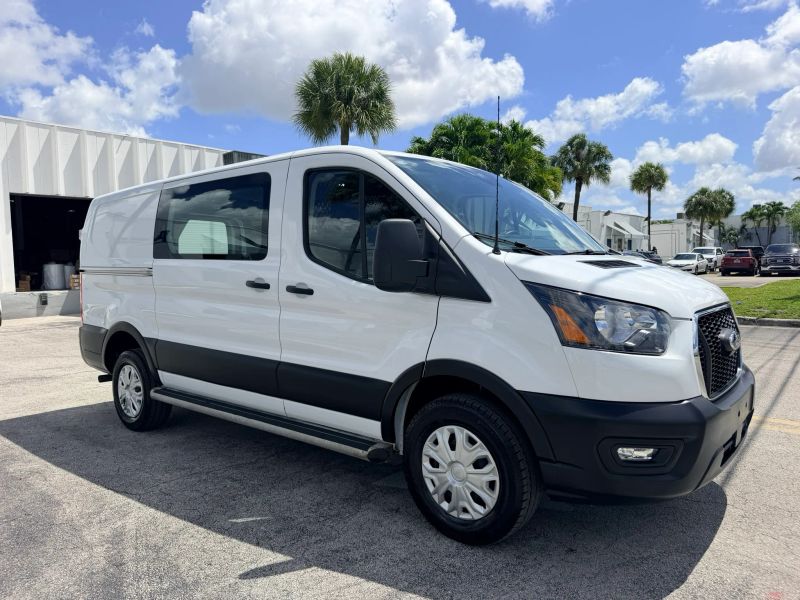 Used 2024 Ford Transit 250 - photo 1