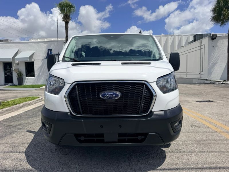 Used 2024 Ford Transit 250 - photo 5