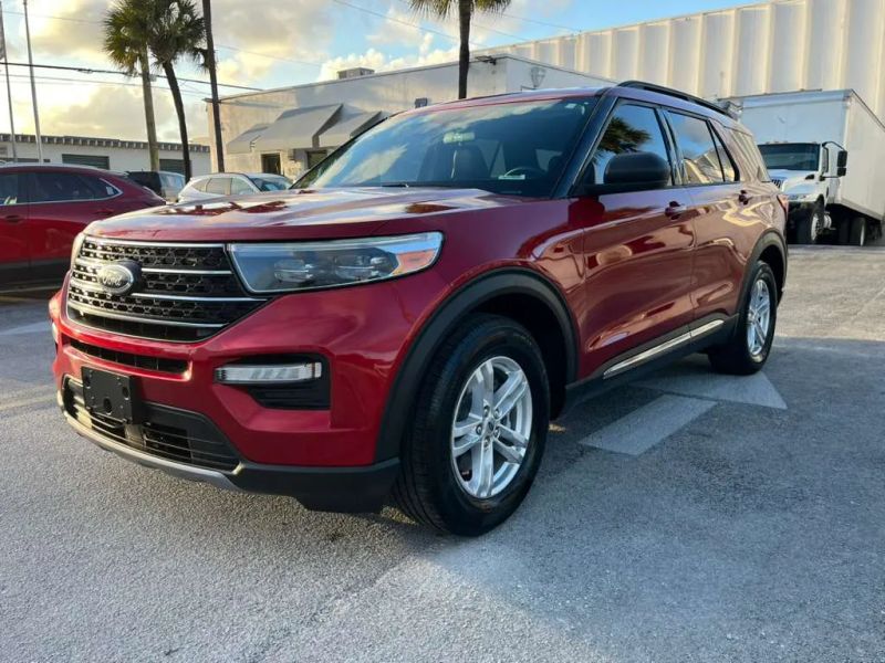 Used 2020 Ford Explorer - photo 2