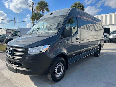 Used 2019 Mercedes-Benz Sprinter 2500 - photo 1