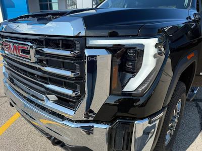 New 2026 GMC Sierra 2500 SLE Crew Cab 4WD Pickup for sale #E24720 - photo 1