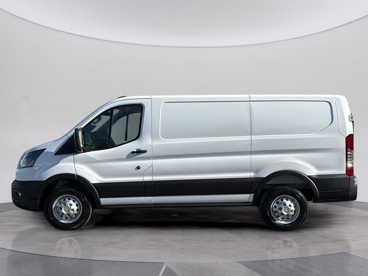 New 2026 Ford Transit 150 - photo 6