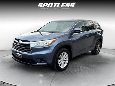 Used 2015 Toyota Highlander 4x4 SUV for sale #26773 - photo 1