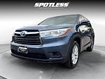 Used 2015 Toyota Highlander 4x4 SUV for sale #26773 - photo 4