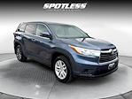 Used 2015 Toyota Highlander 4x4 SUV for sale #26773 - photo 9
