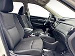 2017 Nissan Rogue 4x2 SUV for sale #26581 - photo 18