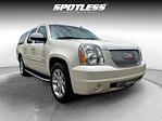2014 GMC Yukon XL 4x4 SUV for sale #26617 - photo 11
