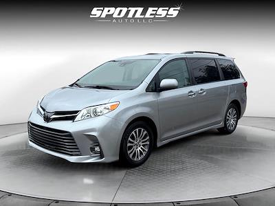 2018 Toyota Sienna 4x2 Minivan for sale #26758 - photo 1