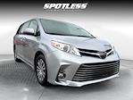 2018 Toyota Sienna 4x2 Minivan for sale #26758 - photo 11