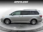 2018 Toyota Sienna 4x2 Minivan for sale #26758 - photo 4