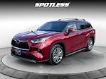 Used 2021 Toyota Highlander Platinum SUV for sale #26933 - photo 1