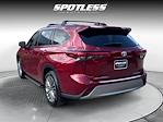 Used 2021 Toyota Highlander Platinum SUV for sale #26933 - photo 2