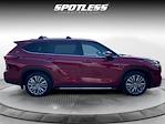 Used 2021 Toyota Highlander Platinum SUV for sale #26933 - photo 8