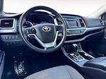 2017 Toyota Highlander 4x2 SUV for sale #27336 - photo 21