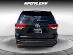 2017 Toyota Highlander 4x2 SUV for sale #27336 - photo 6
